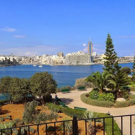 Modern-luxury In Tigne Point W/ Pool, Location * Σλιέμα