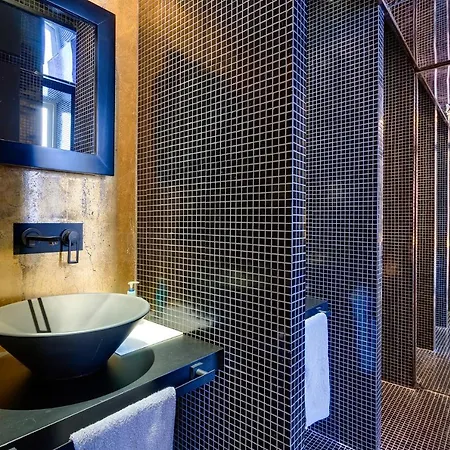 Modern-luxury In Tigne Point W/ Pool, Location * Σλιέμα
