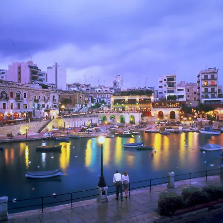 Modern-luxury In Tigne Point W/ Pool, Location