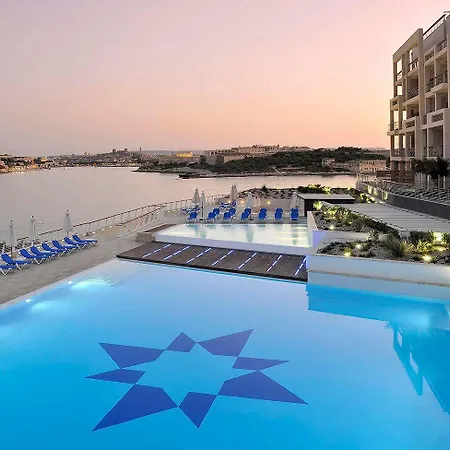 Modern-luxury In Tigne Point W/ Pool, Location Sliema
