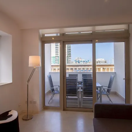 Modern-luxury In Tigne Point W/ Pool, Location Appartement *