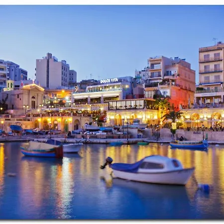 Modern-luxury In Tigne Point W/ Pool, Location Appartement *